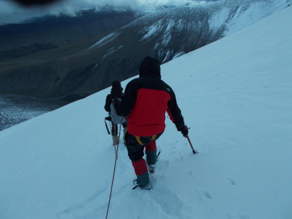 Kang Yatse 2 Summit Trek climb down